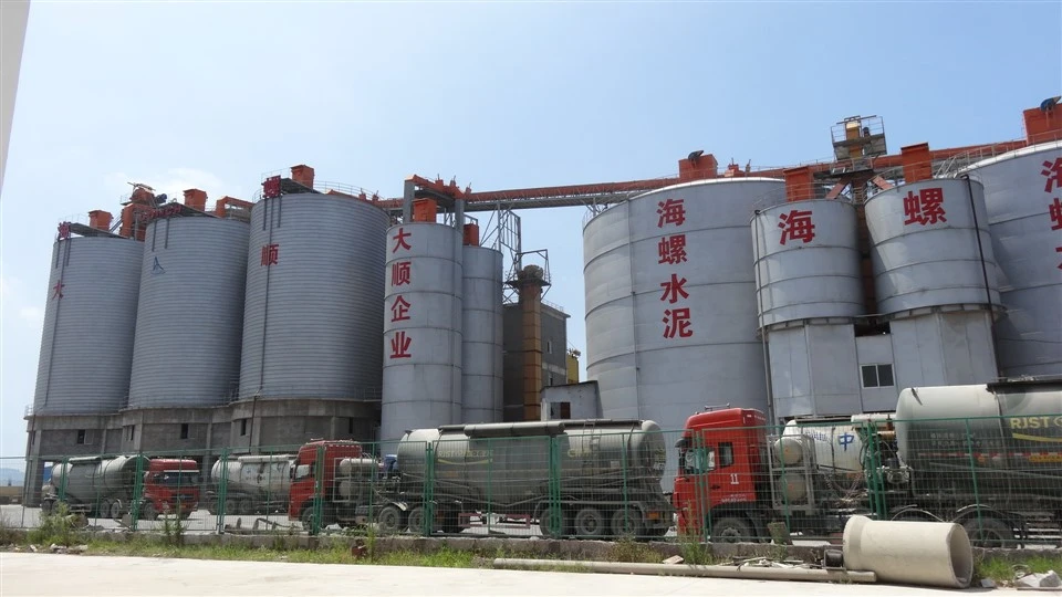 Strugač transporter za cement